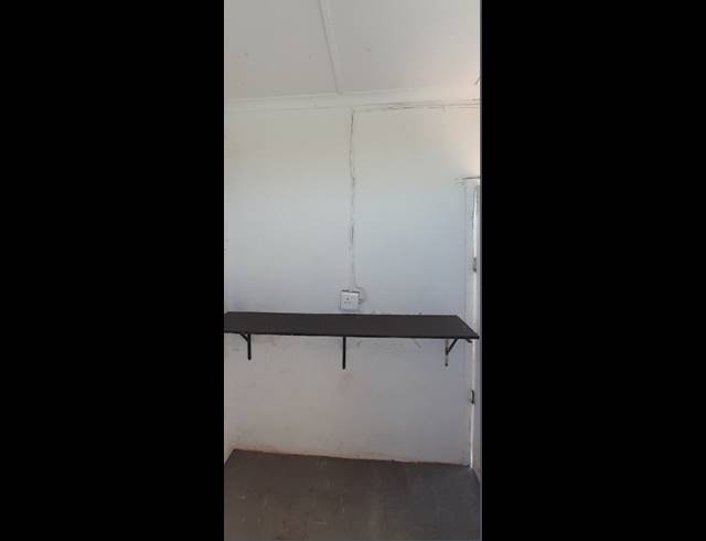 1 BEDROOM ROOM TO LET IN PANORAMA